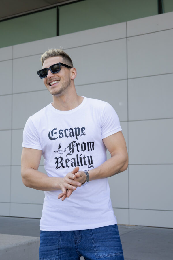 Remeras Slim Fit "ESCAPE"
